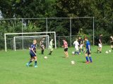 Eerste training SJO D.Z.C. '09/S.K.N.W.K. JO14-1 van het seizoen 2022-2023 (31/116)